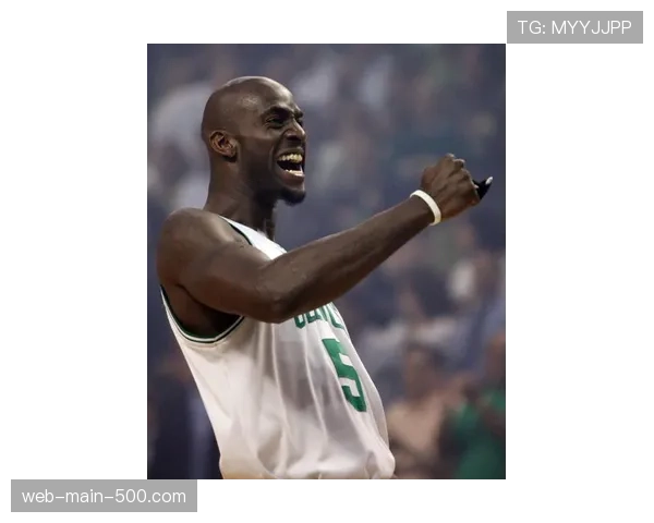 官方：狼队与主帅加里·奥尼尔续约至2028年